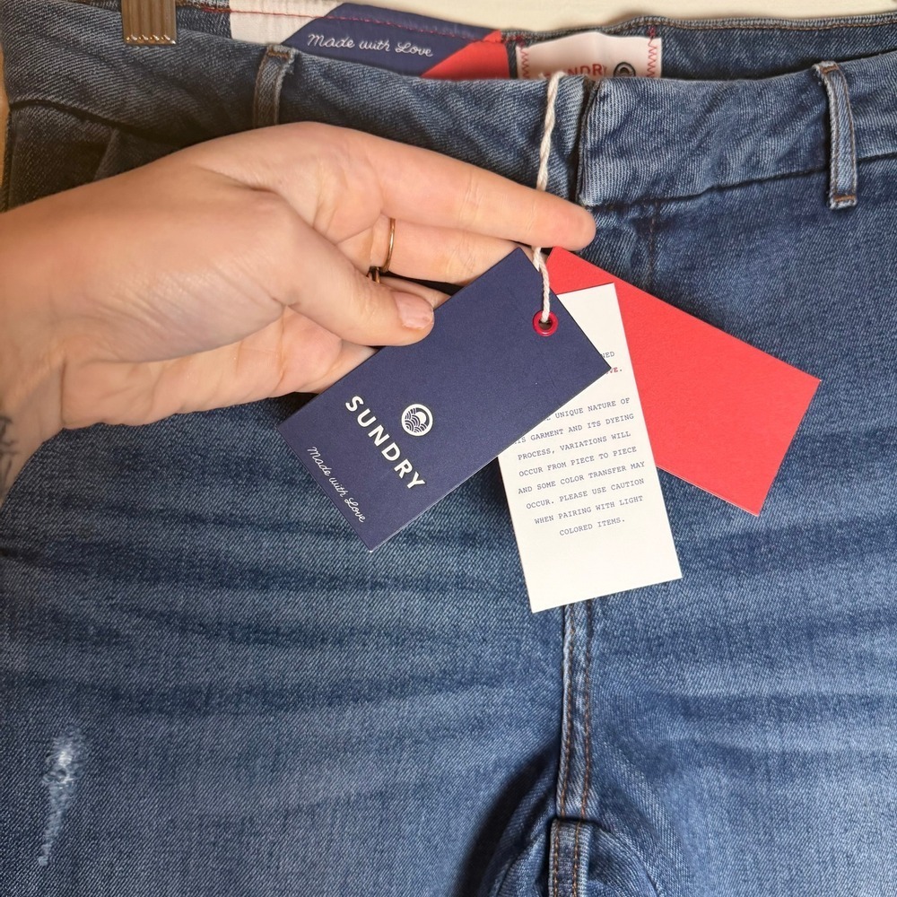 SUNDRY Women's Blue Denim Jeans Size 27 Frayed Hem Distressed Straight Leg - Picture 3 of 11